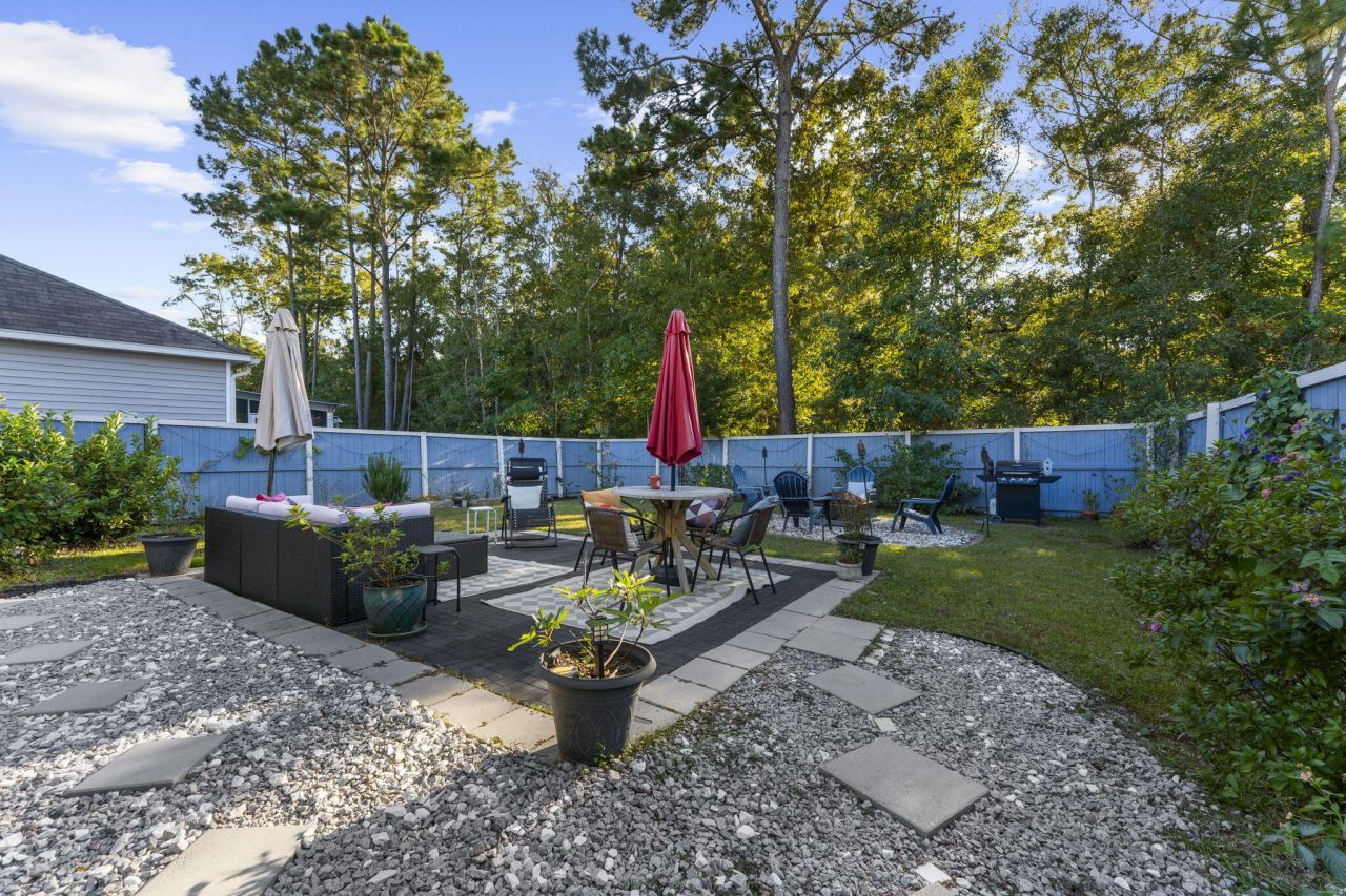 1035 Sago Palm Court Photo 34