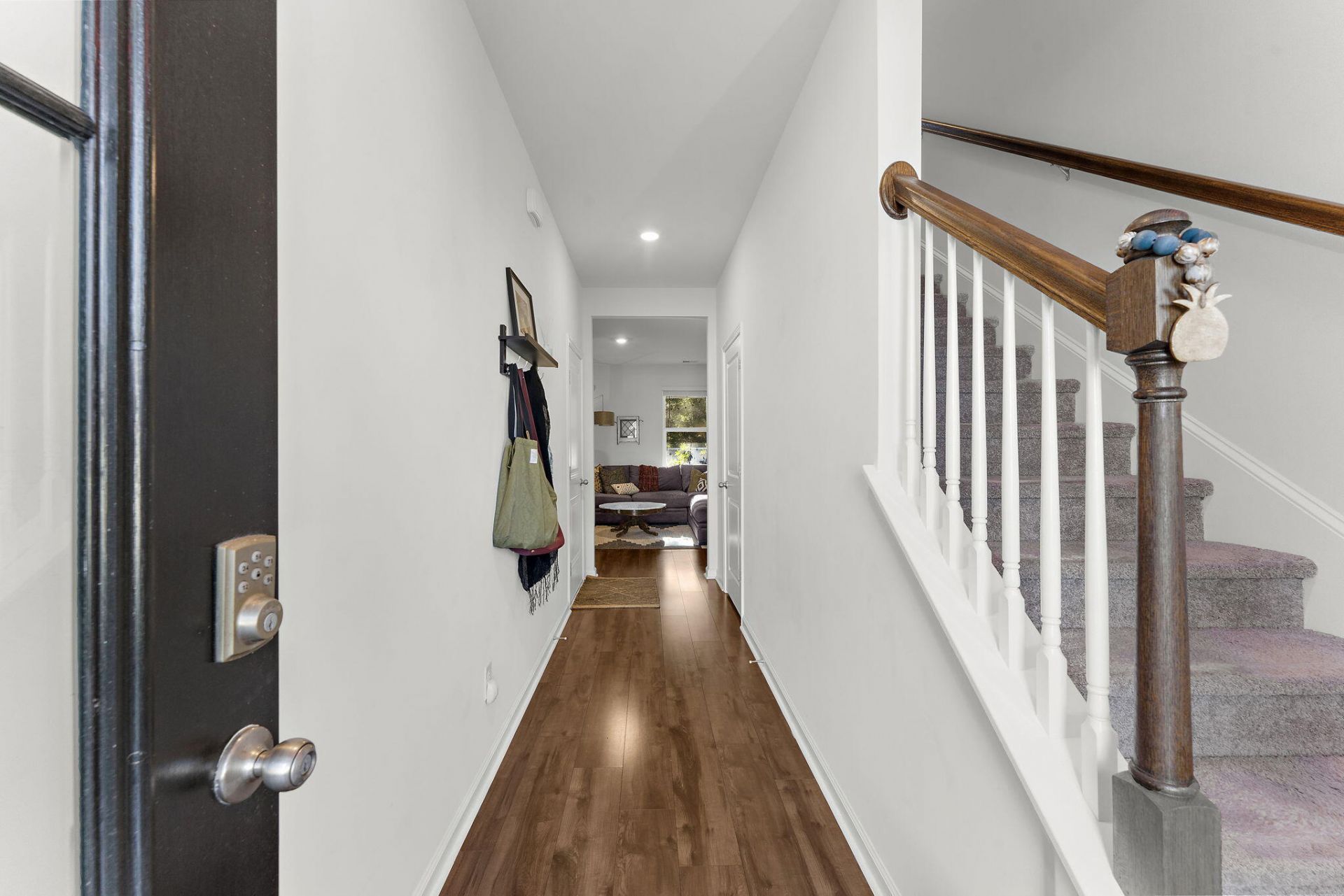 1035 Sago Palm Court Photo 6