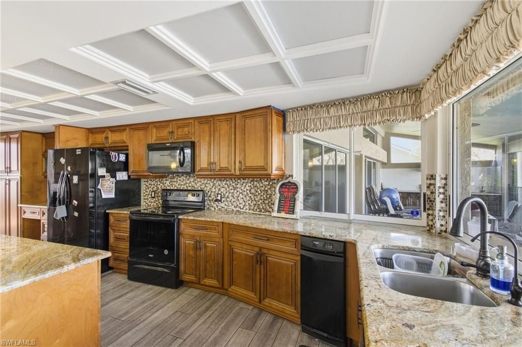 20 Timberland Cir N, Fort Myers, FL 33919 Photo