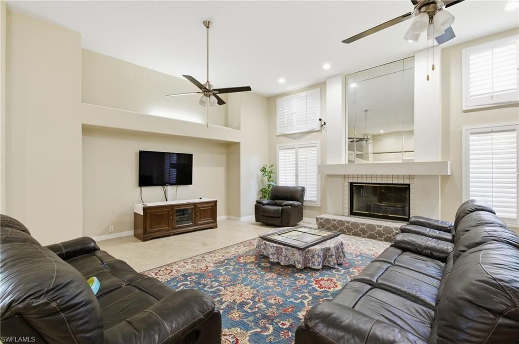 20 Timberland Cir N, Fort Myers, FL 33919 Photo