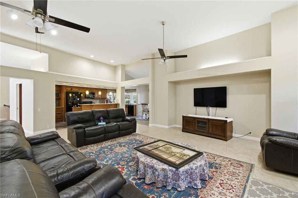 20 Timberland Cir N, Fort Myers, FL 33919 Photo