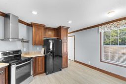 2265 Python Circle photo 4