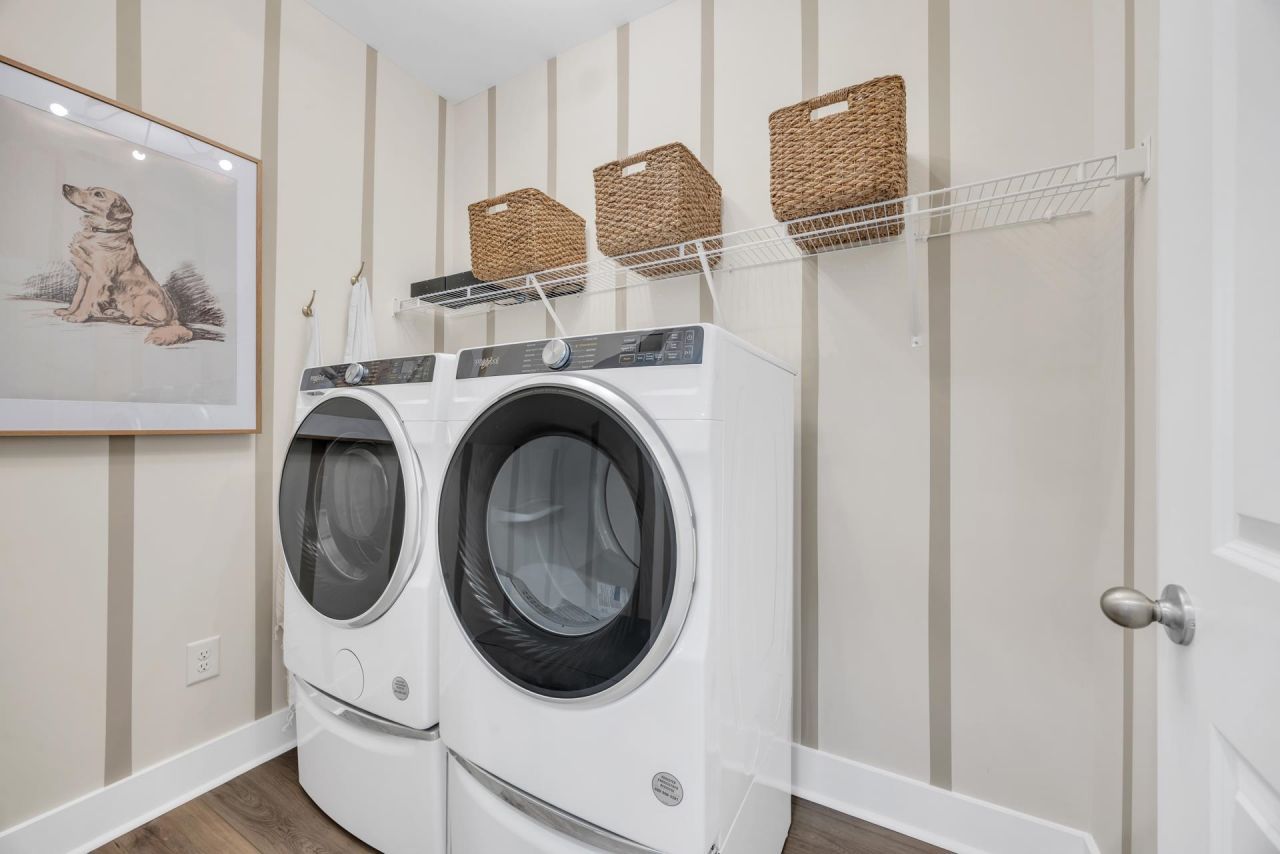 215 Letha Dr Photo 12