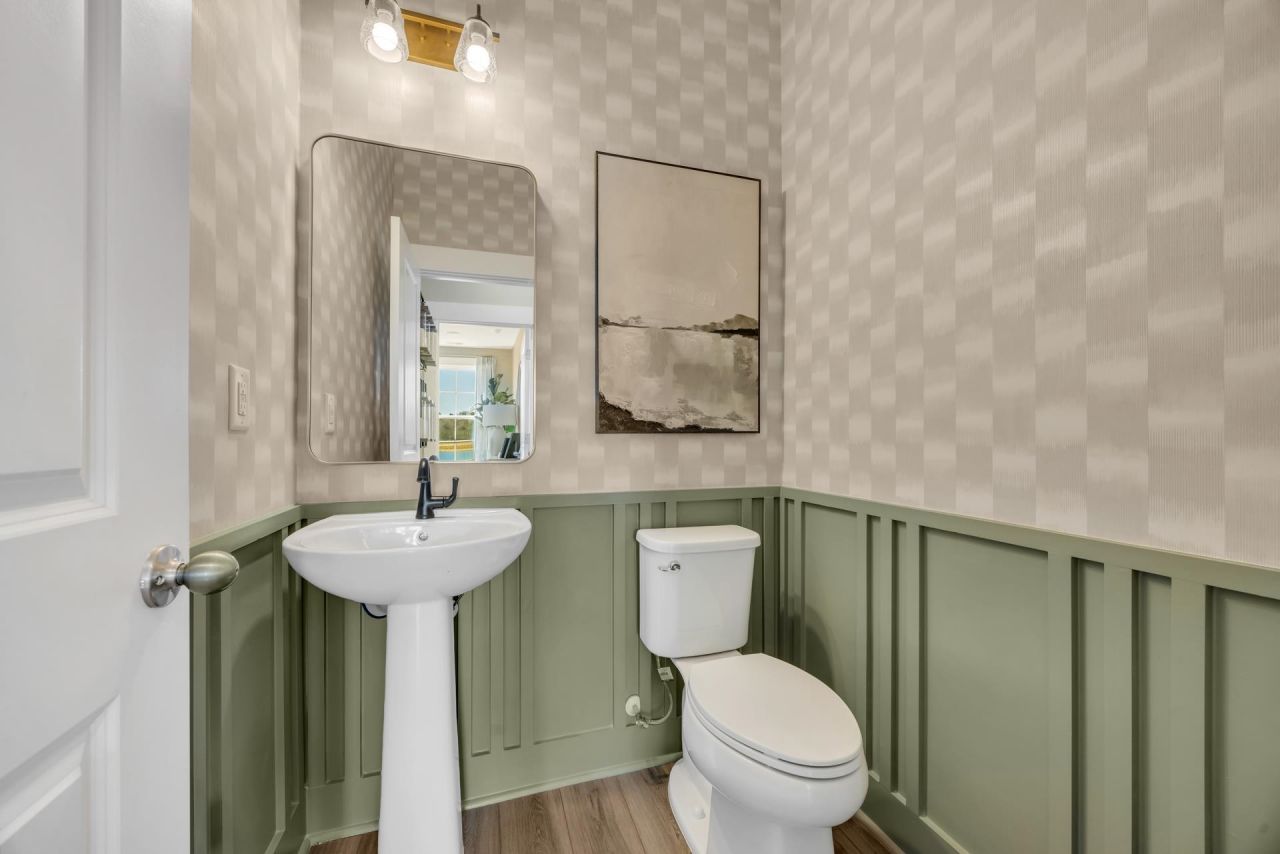 215 Letha Dr Photo 33