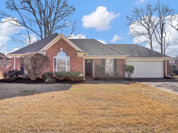 7899 CLAREDALE RD, Bartlett, TN 38133