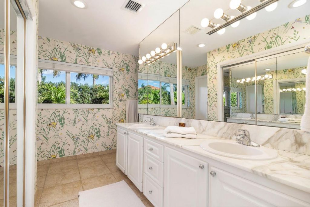 2015 Notre Dame Drive, Lake Worth Beach, FL 33460 Photo