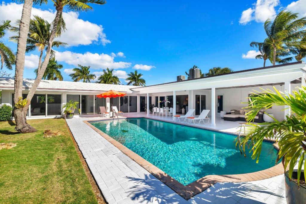 2015 Notre Dame Drive, Lake Worth Beach, FL 33460 Photo