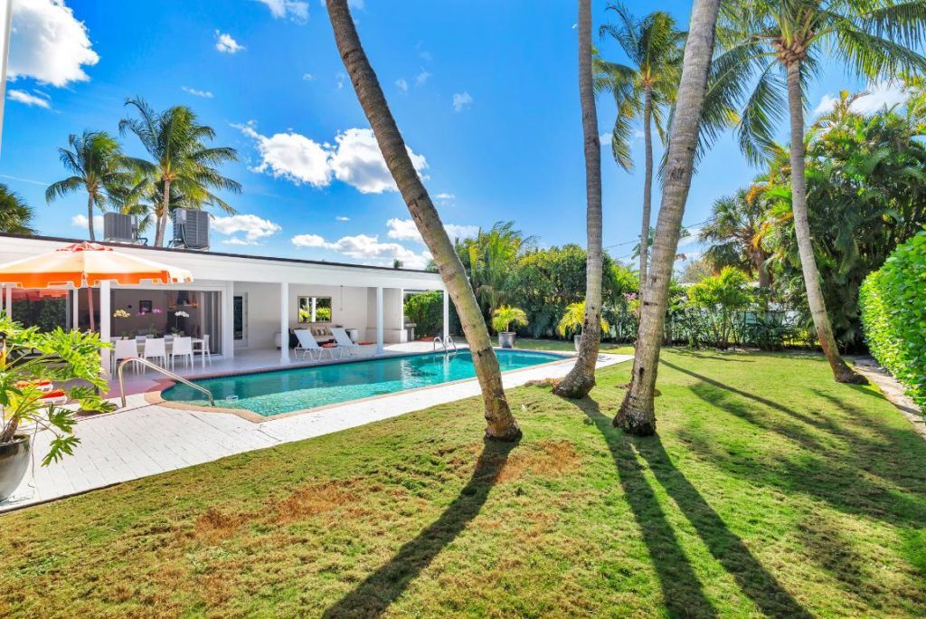 2015 Notre Dame Drive, Lake Worth Beach, FL 33460 Photo