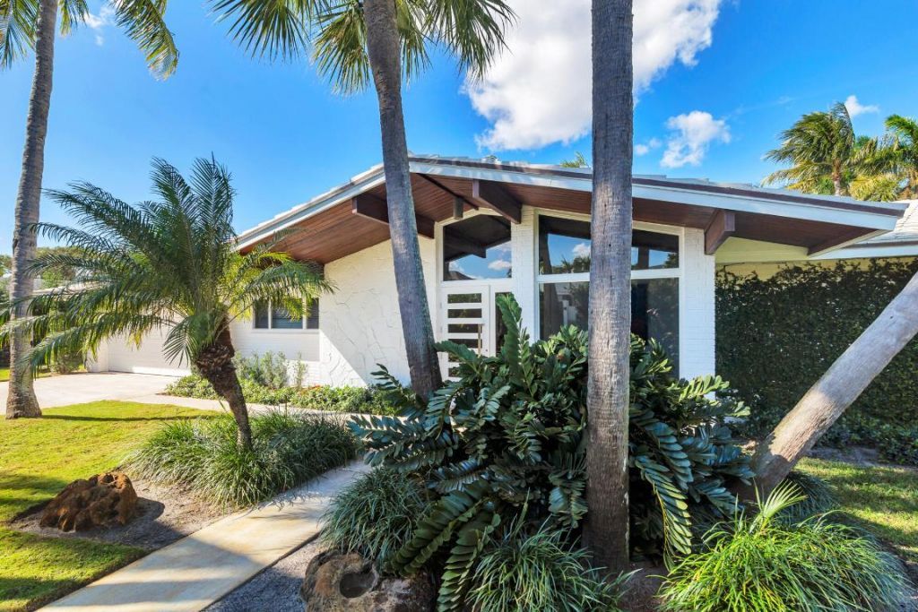 2015 Notre Dame Drive, Lake Worth Beach, FL 33460 Photo