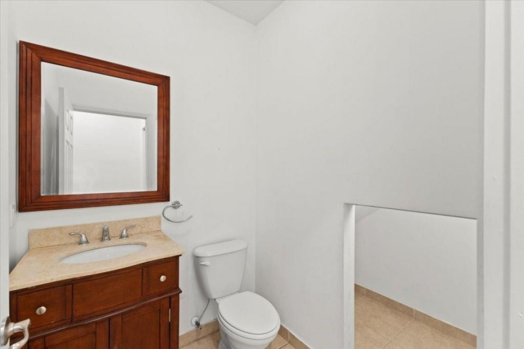 10821 NW 76th Lane, Unit 10821, Doral, FL 33178 Photo