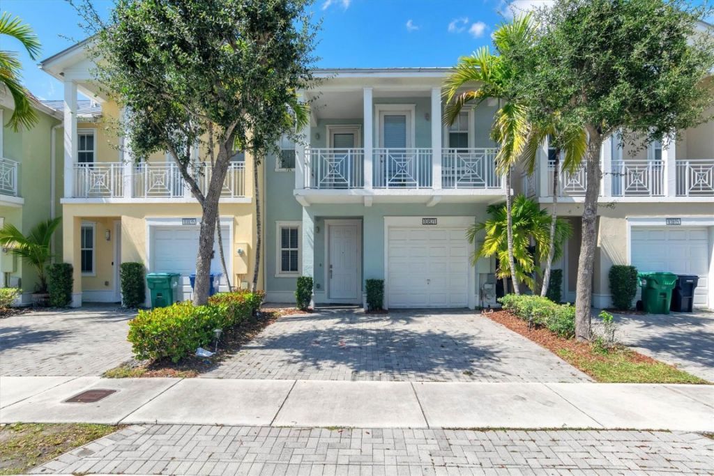 10821 NW 76th Lane, Unit 10821, Doral, FL 33178 Photo