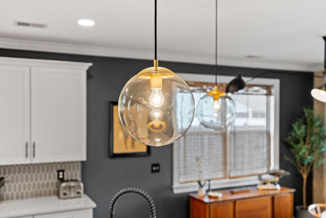 711 Yellow Leaf Lane Photo 21