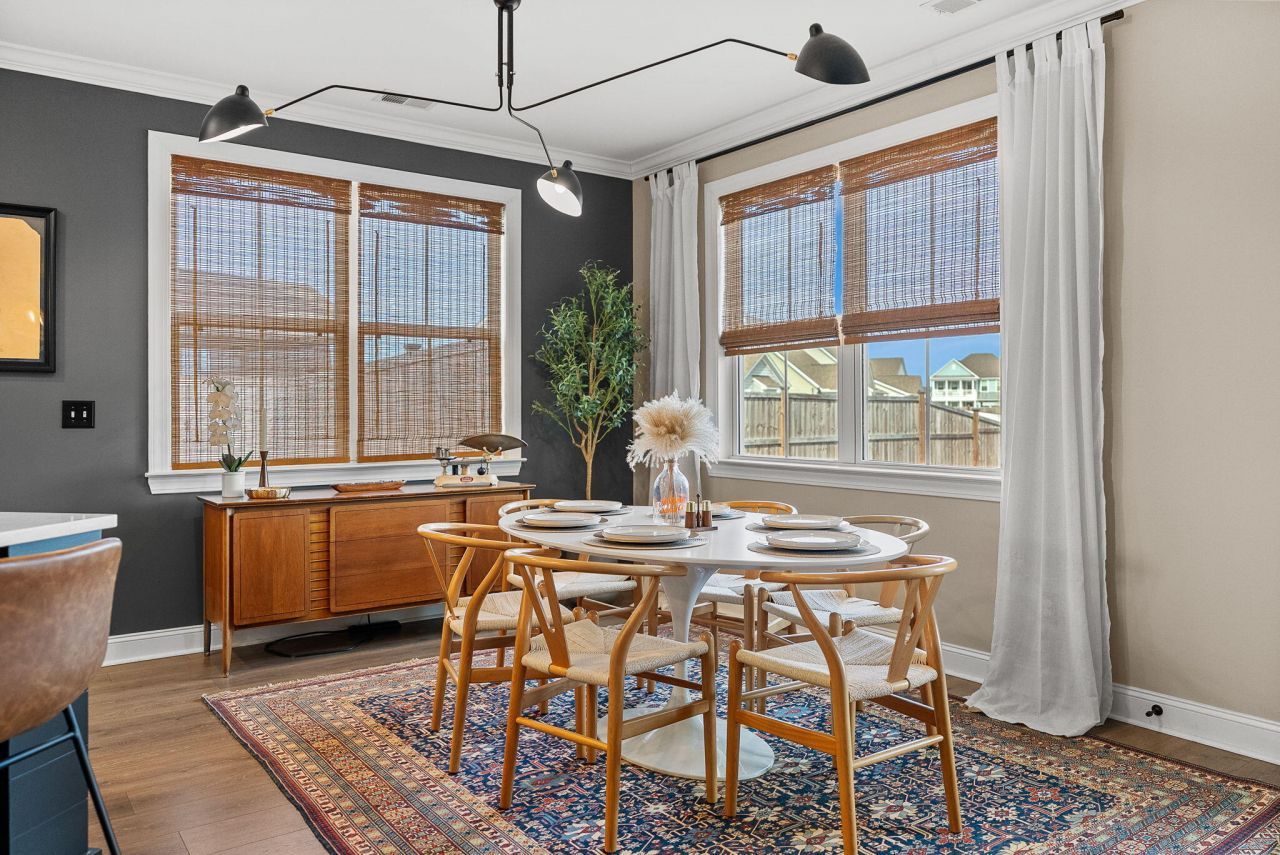 711 Yellow Leaf Lane Photo 23