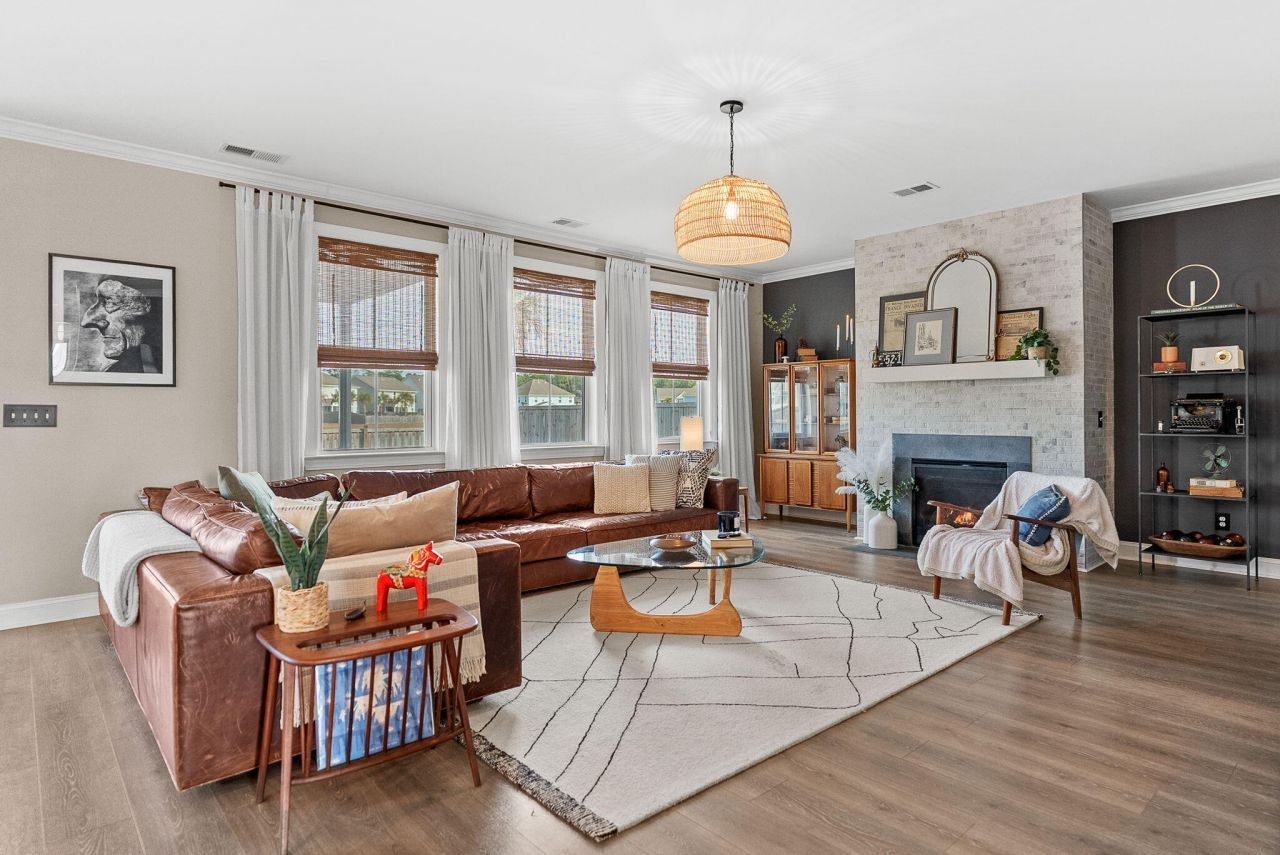 711 Yellow Leaf Lane Photo 26