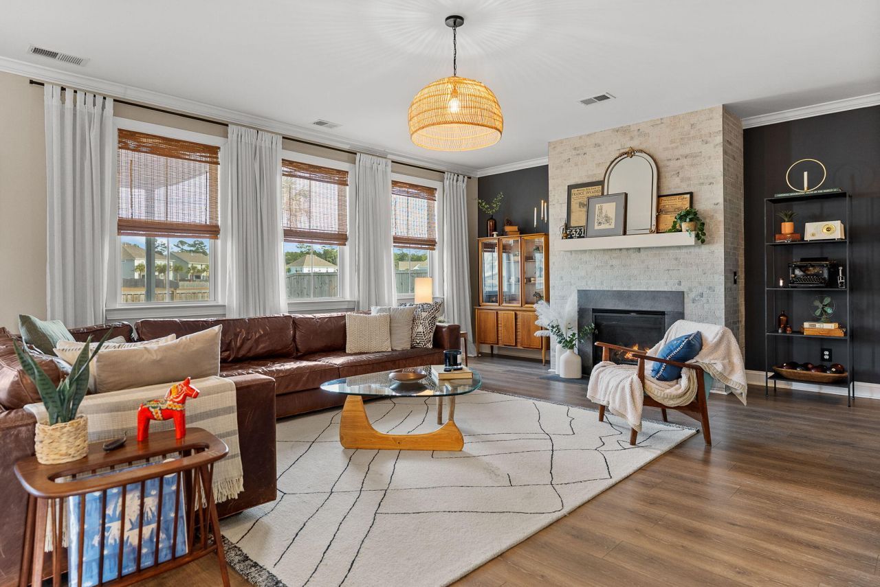 711 Yellow Leaf Lane Photo 33