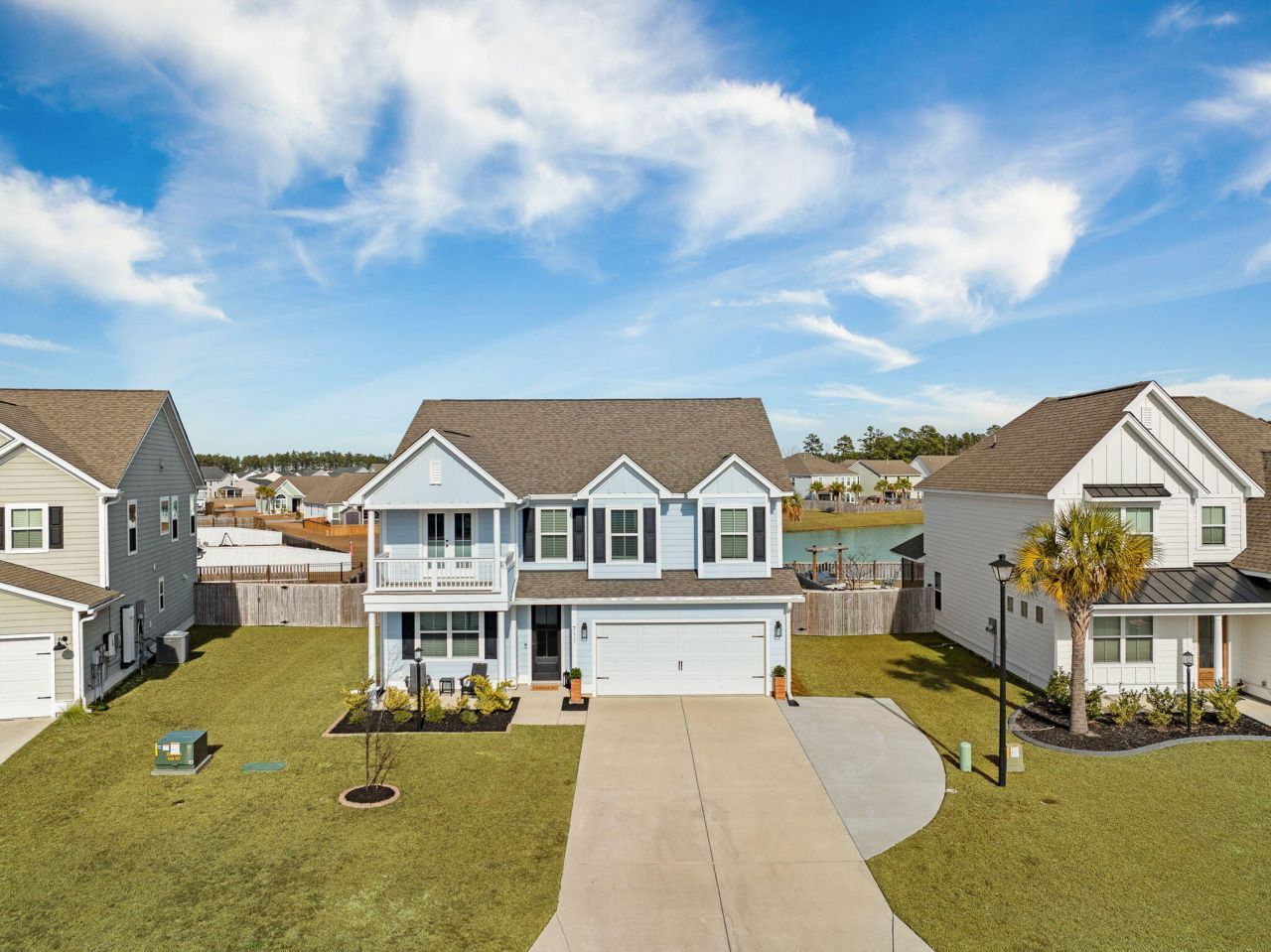 711 Yellow Leaf Lane Photo 4