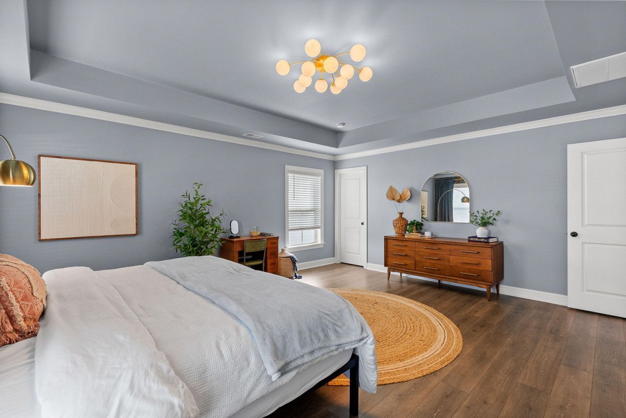 711 Yellow Leaf Lane Photo 44