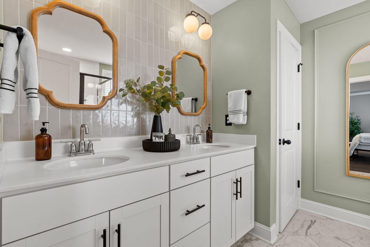 711 Yellow Leaf Lane Photo 47