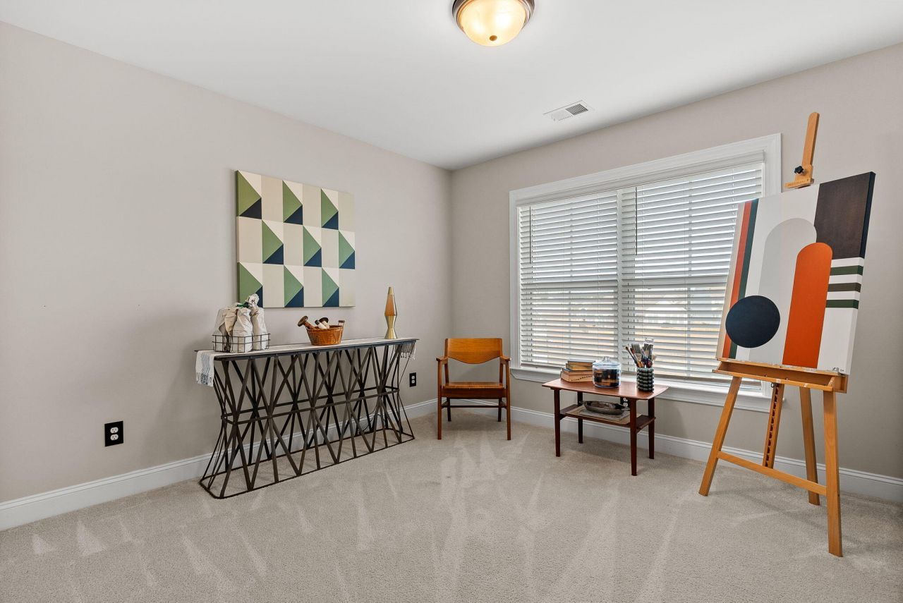 711 Yellow Leaf Lane Photo 57