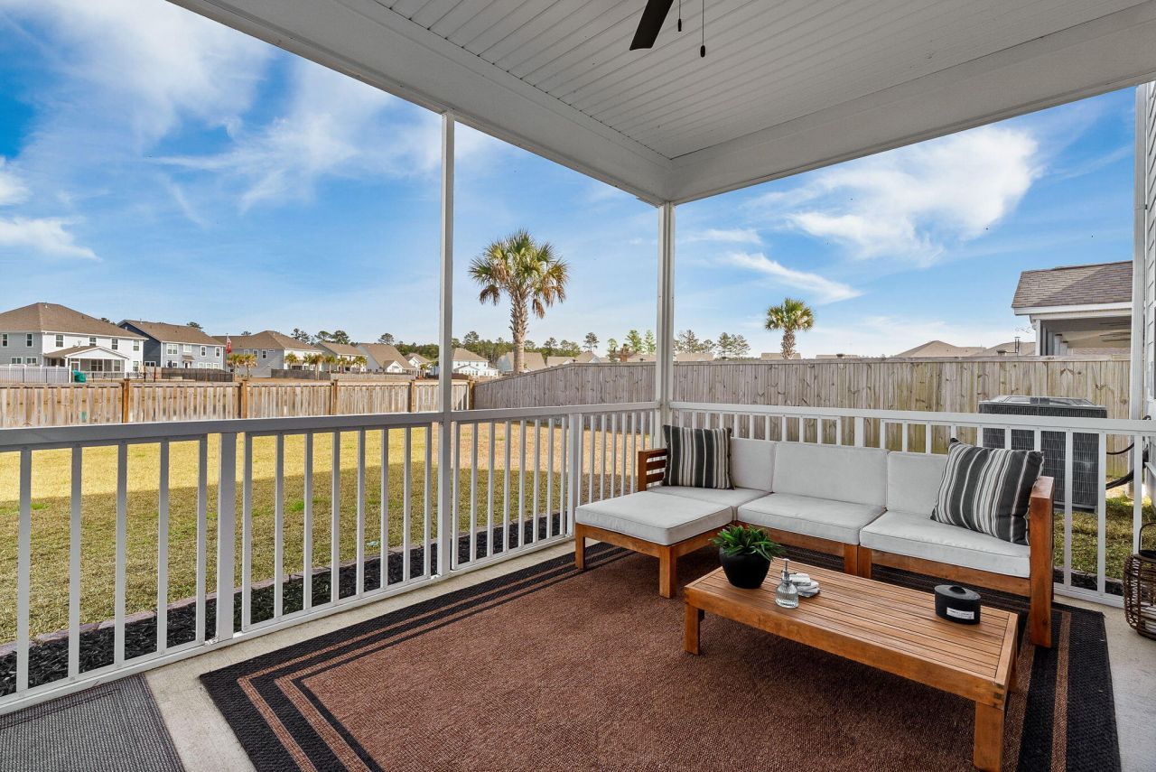 711 Yellow Leaf Lane Photo 59