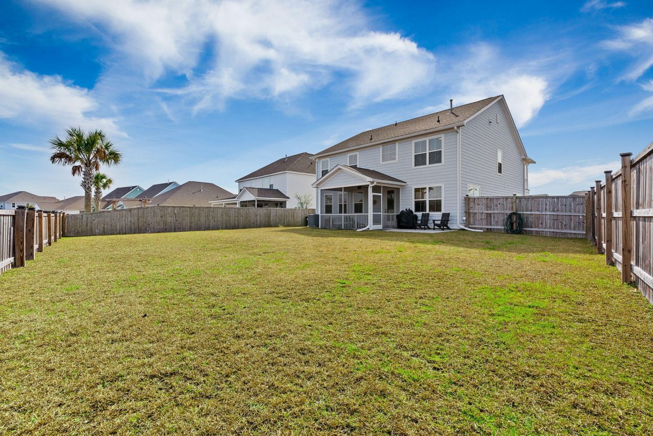 711 Yellow Leaf Lane Photo 62