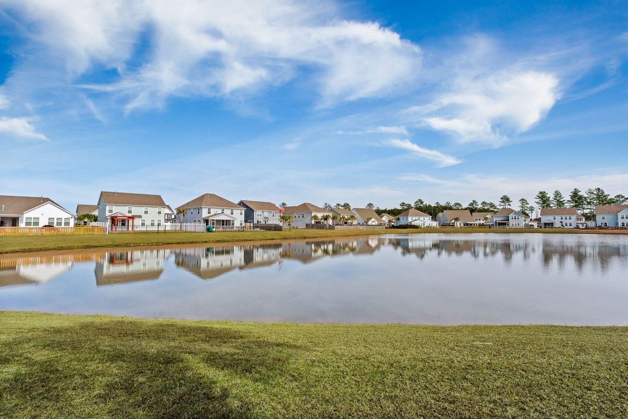 711 Yellow Leaf Lane Photo 64