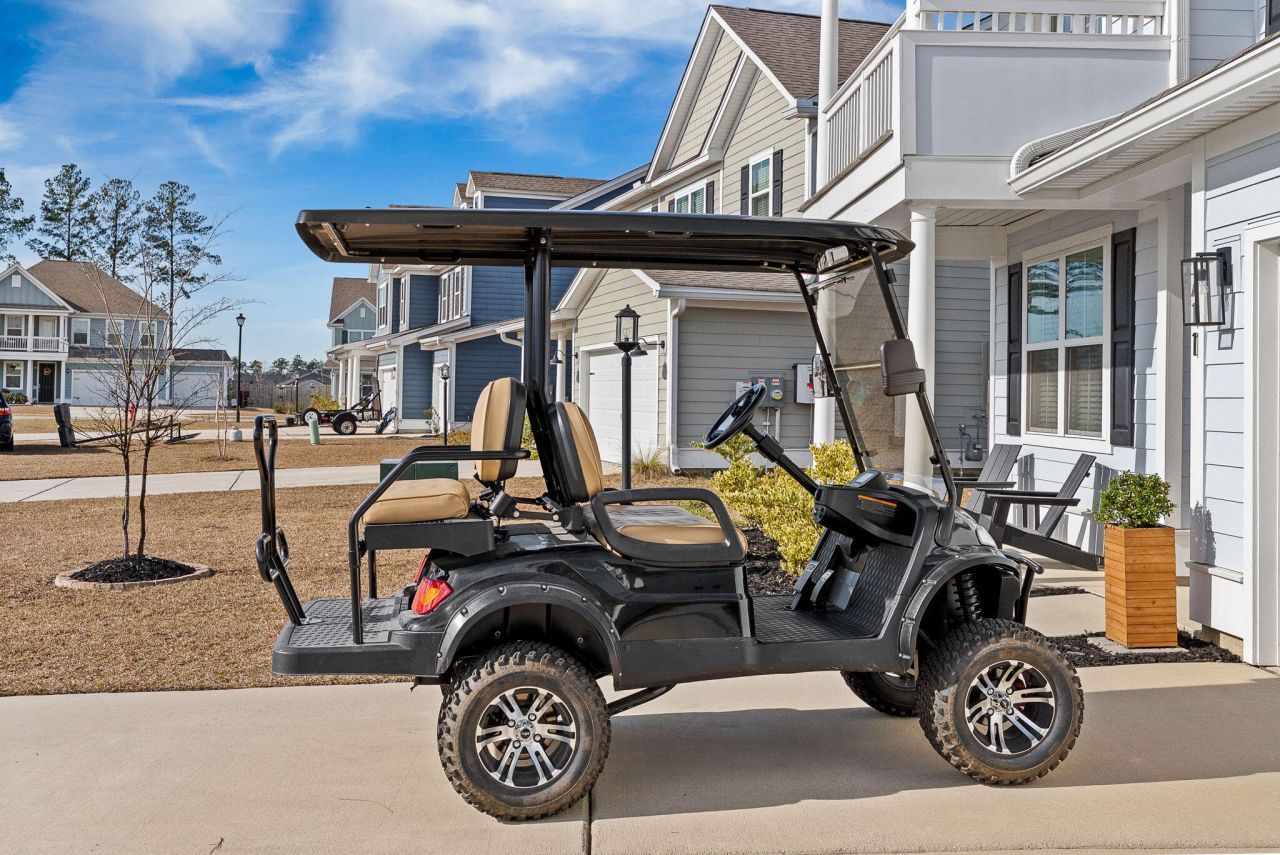 711 Yellow Leaf Lane Photo 69