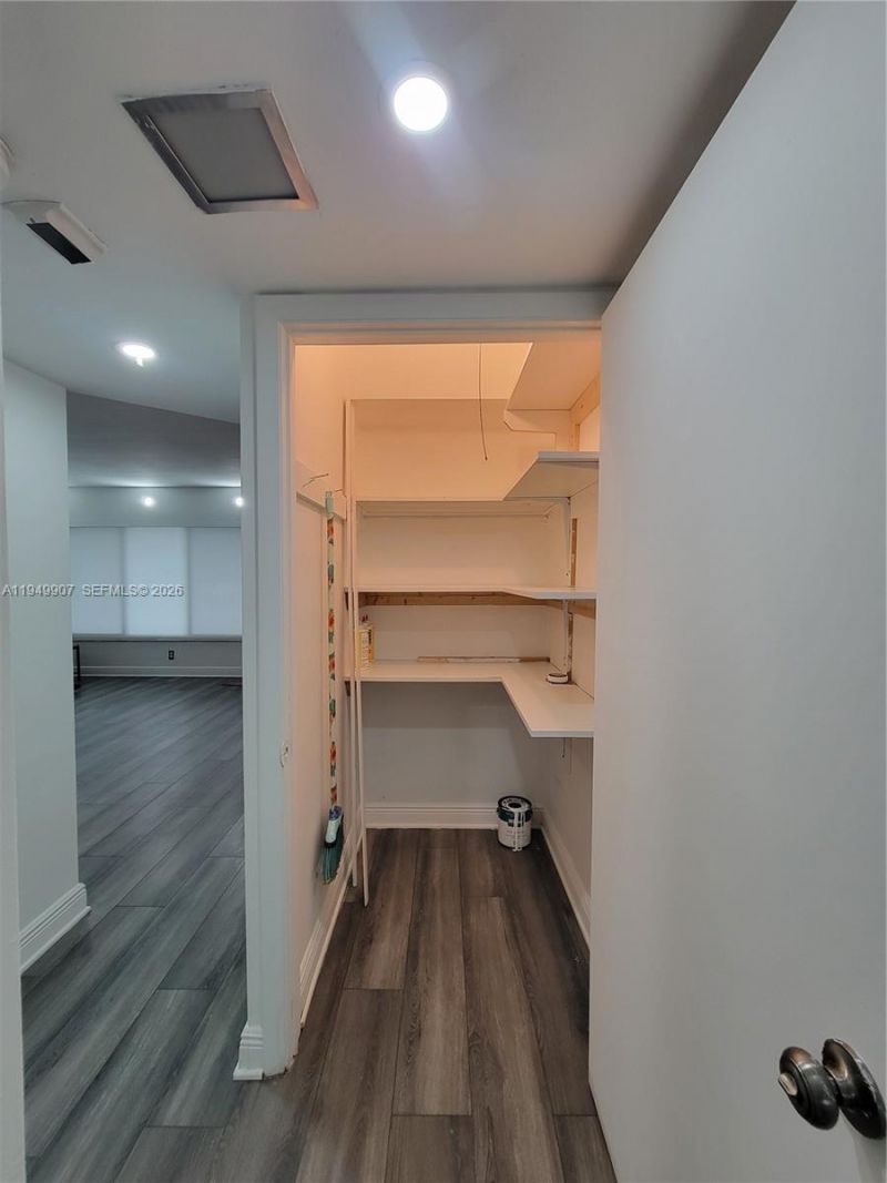 651 Pine Dr, Unit 110, Pompano Beach, FL 33060 Photo