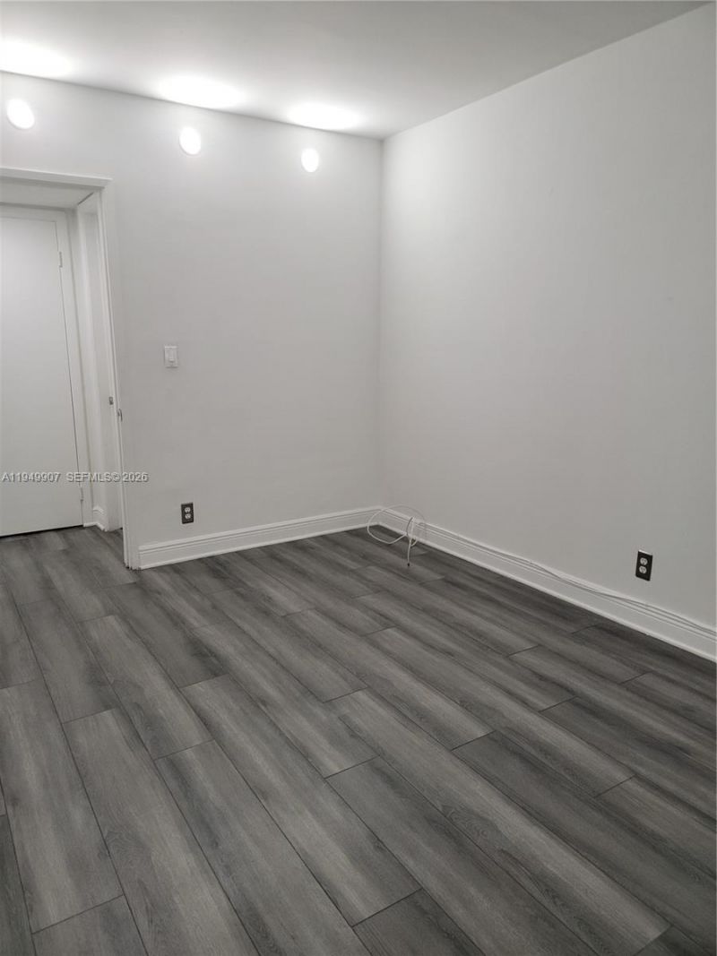 651 Pine Dr, Unit 110, Pompano Beach, FL 33060 Photo