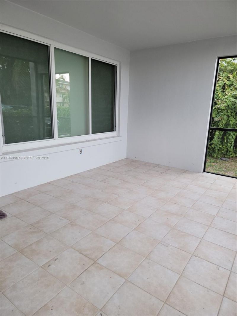 651 Pine Dr, Unit 110, Pompano Beach, FL 33060 Photo
