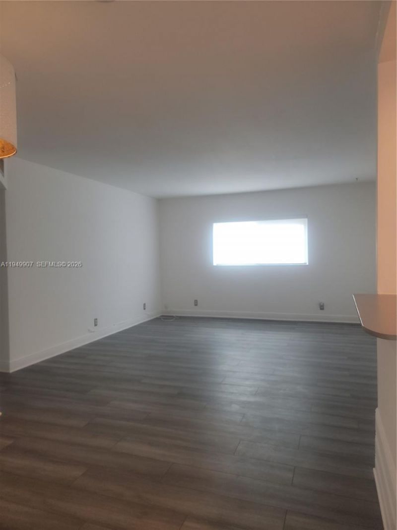 651 Pine Dr, Unit 110, Pompano Beach, FL 33060 Photo