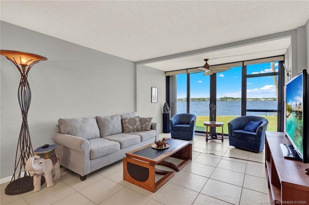 1950 SW Palm City Road, Unit 8-106, Stuart, FL 34994 Photo