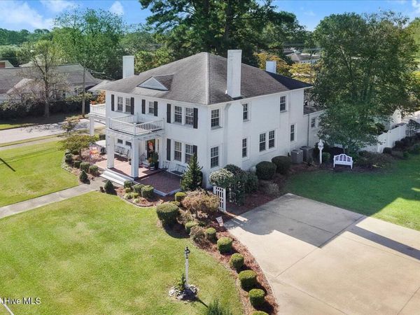 501 W Main Street, Mount Olive, NC 28365