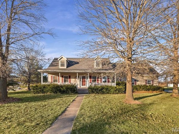 8847 New Athens Darmstadt Road, New Athens, IL 62264