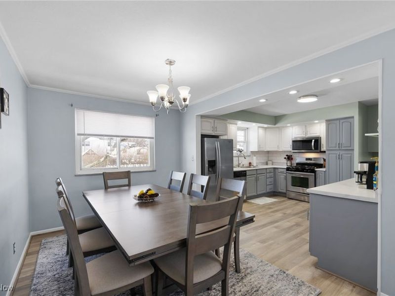 6802 Brandywine Road, Parma Heights, OH 44130 Photo 11