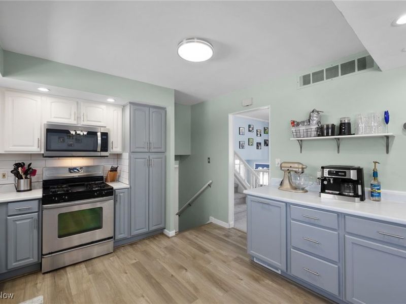 6802 Brandywine Road, Parma Heights, OH 44130 Photo 14