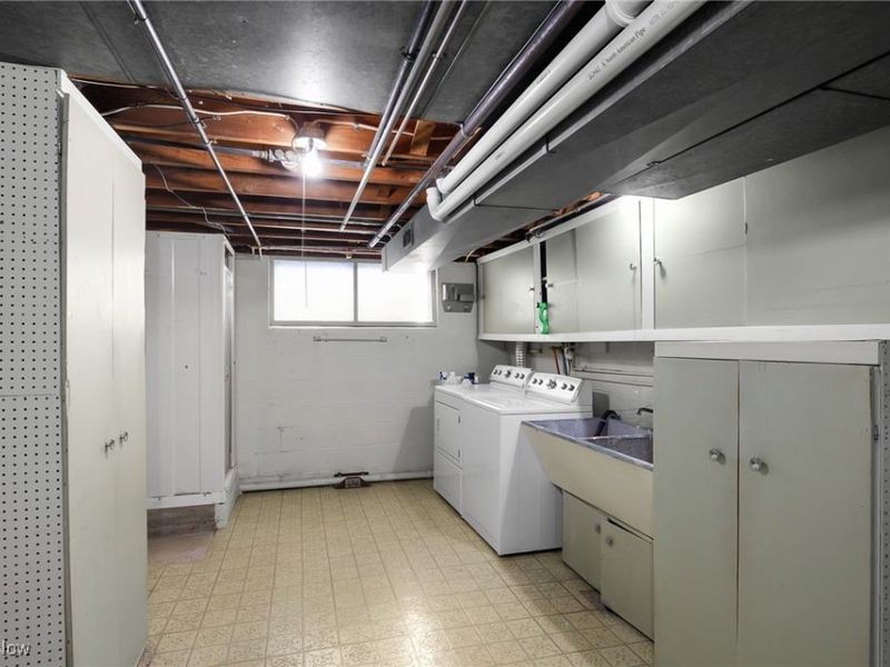 6802 Brandywine Road, Parma Heights, OH 44130 Photo 29