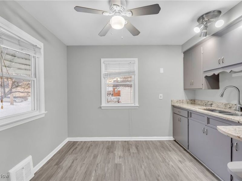 20990 Morris Avenue, Euclid, OH 44123 Photo 8