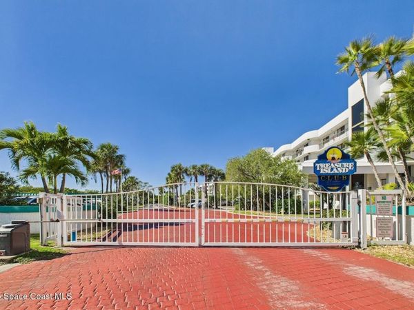 300 Columbia Drive, Unit 502-1, Cape Canaveral, FL 32920