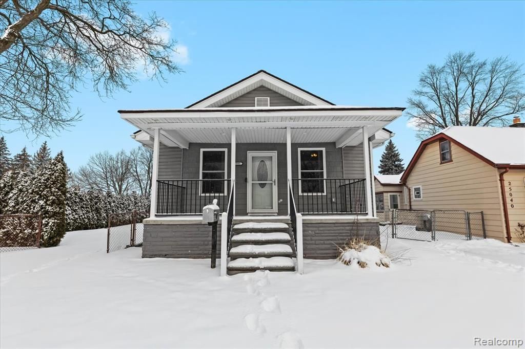 25048 Doxtator Street, Dearborn, MI 48128 Main Photo