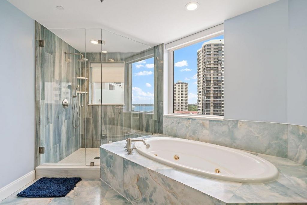 4600 N Ocean Drive, Unit 703, Singer Island, FL 33404 Photo