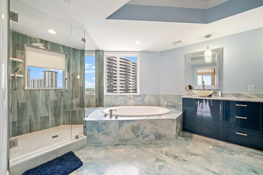 4600 N Ocean Drive, Unit 703, Singer Island, FL 33404 Photo