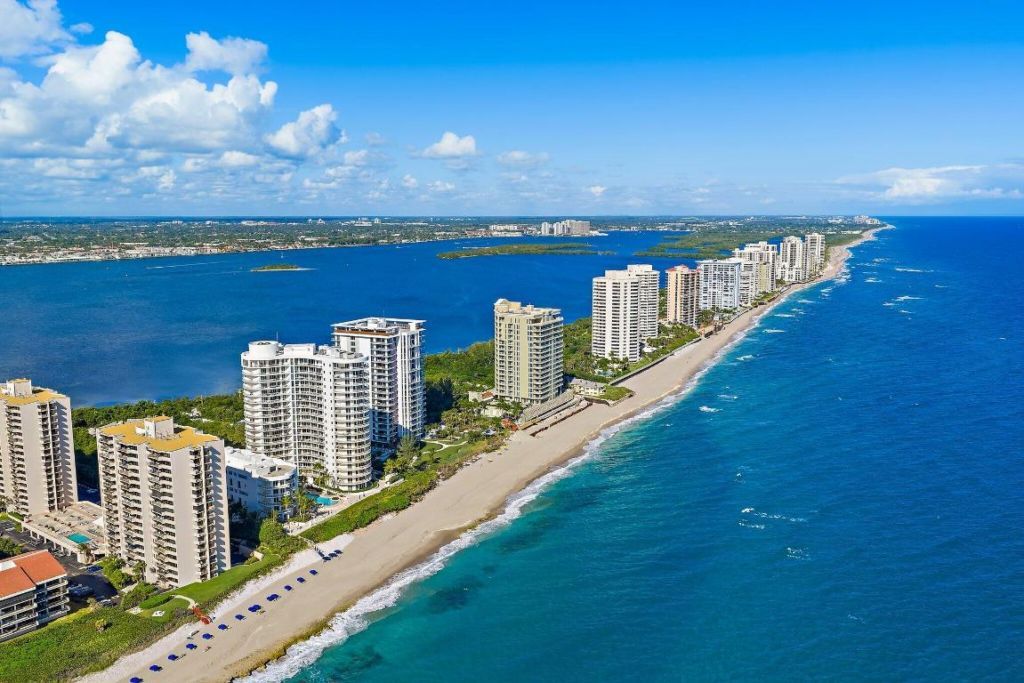 4600 N Ocean Drive, Unit 703, Singer Island, FL 33404 Photo