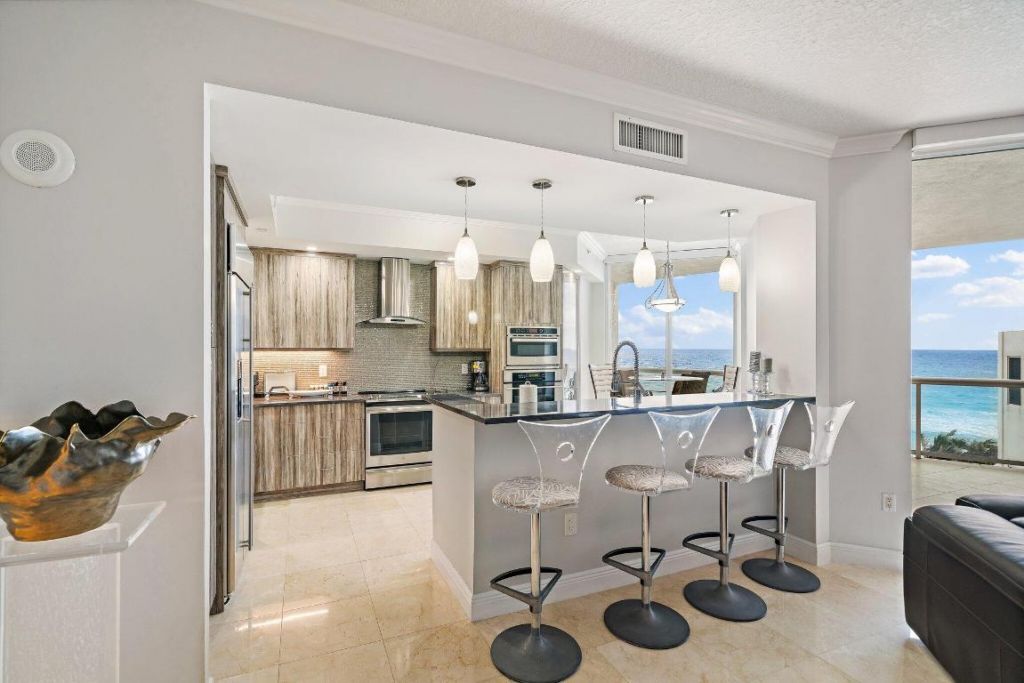 4600 N Ocean Drive, Unit 703, Singer Island, FL 33404 Photo