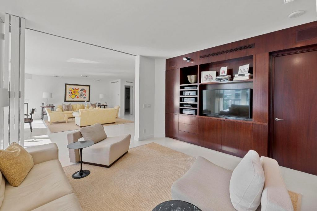 200 Bradley Place, Unit 302, Palm Beach, FL 33480 Photo