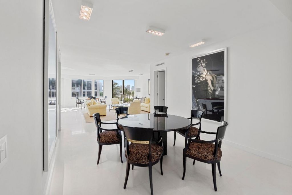 200 Bradley Place, Unit 302, Palm Beach, FL 33480 Photo