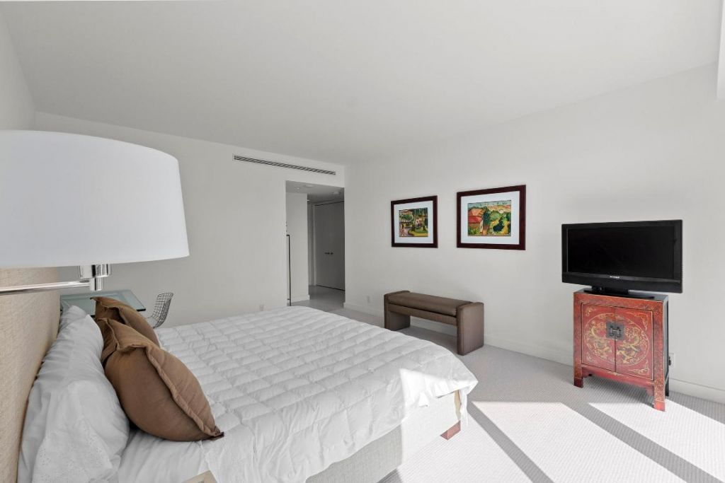 200 Bradley Place, Unit 302, Palm Beach, FL 33480 Photo