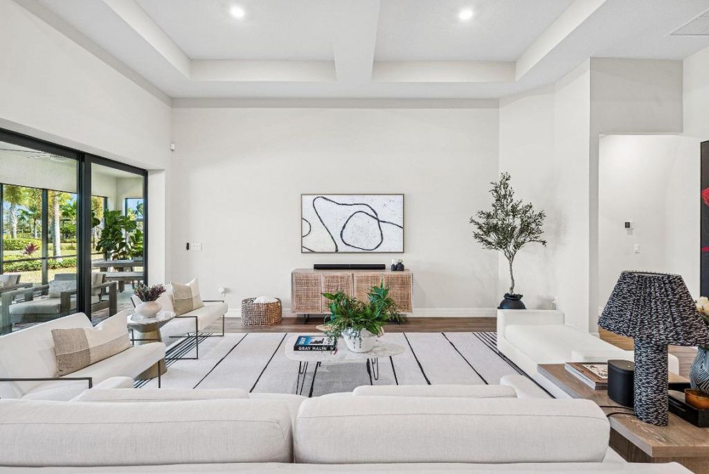 9198 Balsamo Drive, Palm Beach Gardens, FL 33412 Photo