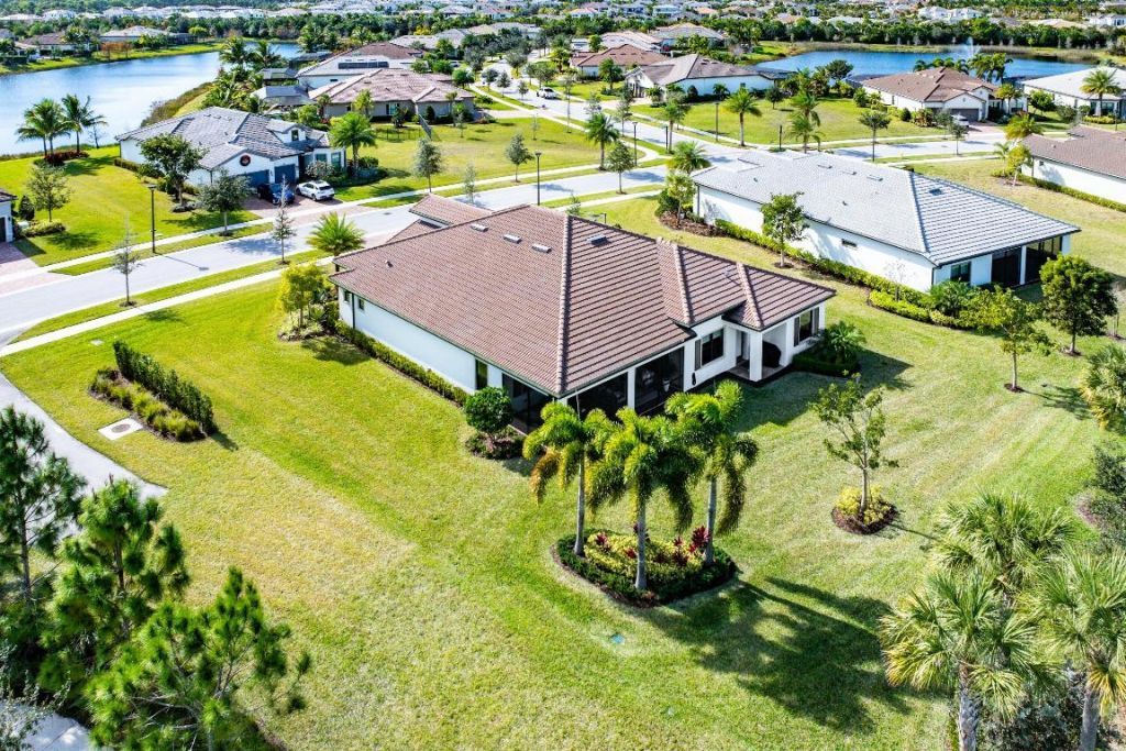 9198 Balsamo Drive, Palm Beach Gardens, FL 33412 Photo