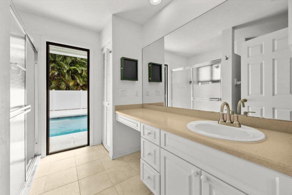 5 Copaire Drive, Sewalls Point, FL 34996 Photo